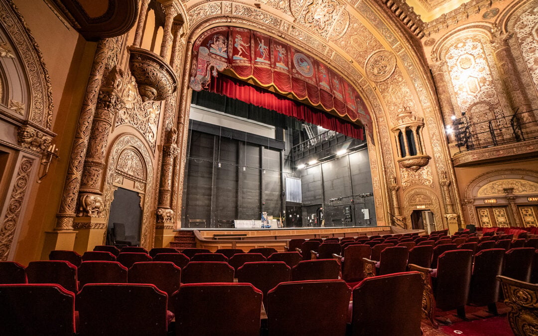 Landmark Theatre - Front J7